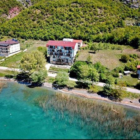Vera Apartments Ohrid Quarto foto