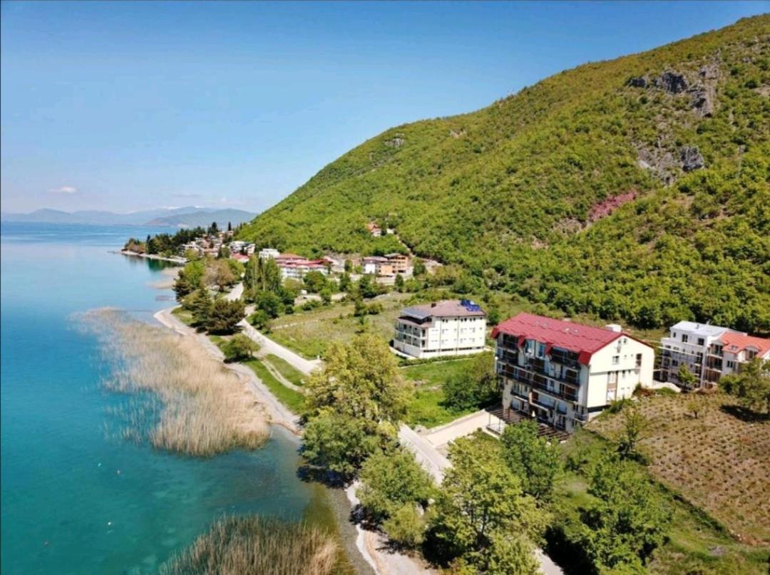 Vera Apartments Ohrid Quarto foto